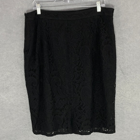 Chico's‎ Black Lace Pencil Skirt Lined Career Office Party Elegant Size 2.5 - Picture 2 of 10